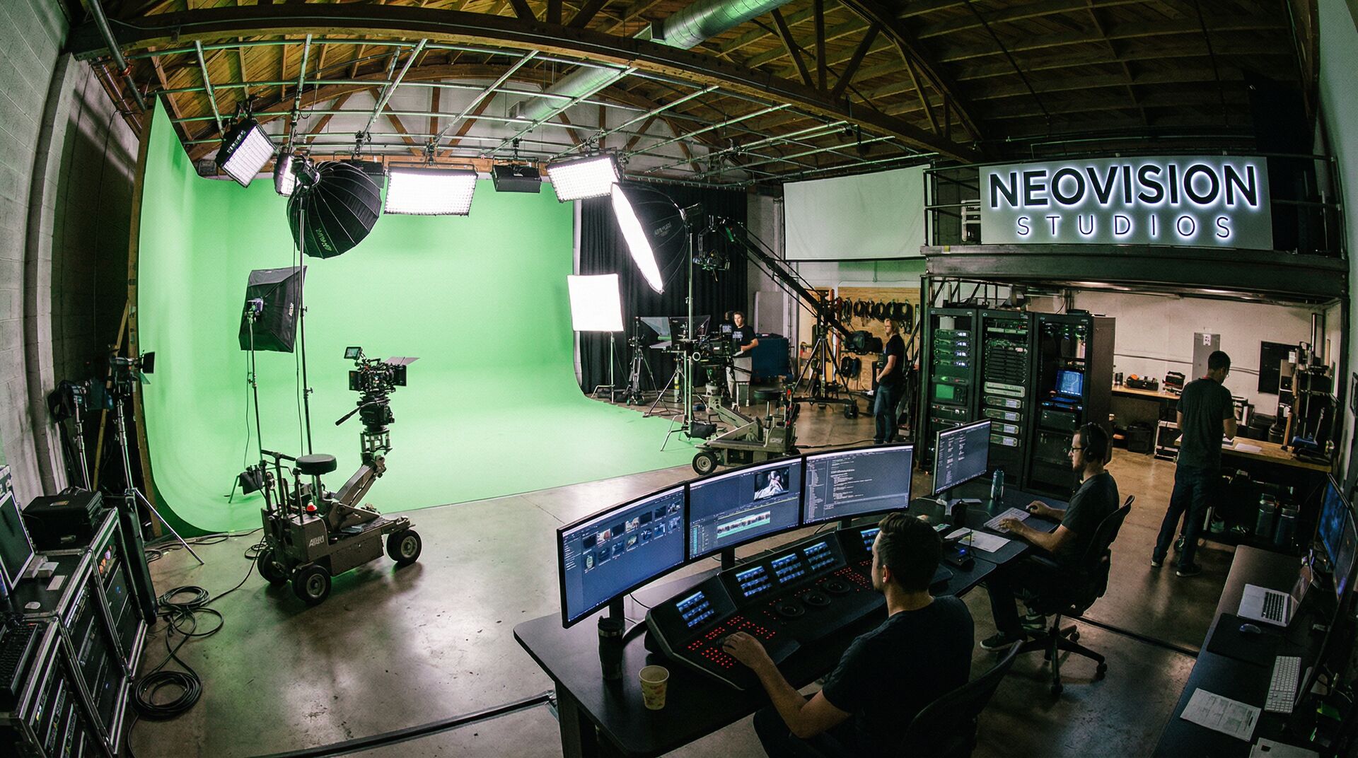 福利姬工作室参观